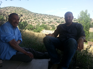 Dr belarbi écrivain et conteur avec Mustapha Chaïb conteur algérien